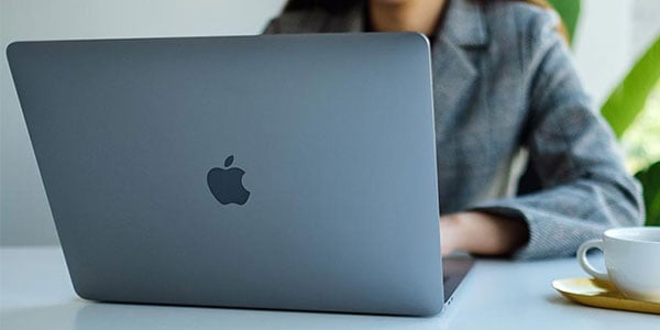 Apple&rsquo;s Modernized Deployment Strategies for Hybrid Work